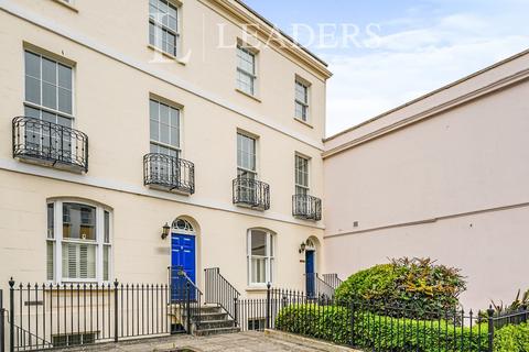 2 bedroom apartment to rent, Winchcombe Street, Cheltenahm, GL52