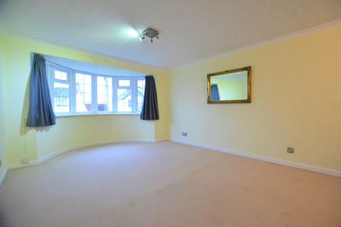 2 bedroom flat to rent, Guildford Road