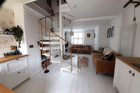 15 Elliott Plain, Buckfastleigh, TQ11 0BZ