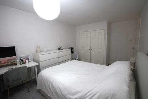 2 bedroom apartment to rent, Ingleside Drive, Stevenage