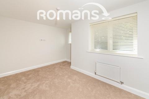 4 bedroom end of terrace house to rent, Oxford Road