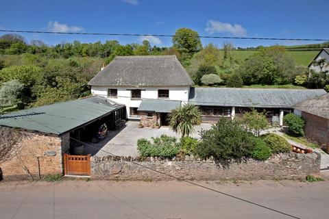 4 bedroom detached house for sale, Deane Road, Stokeinteignhead