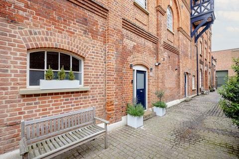 3 bedroom mews for sale, Hartham Lane, Hertford SG14