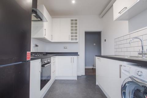 2 bedroom apartment to rent, Spring Vale South, Dartford DA1