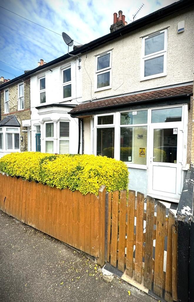 Chelmsford Road, Walthamstow, London 4 bed terraced house £3,000 pcm