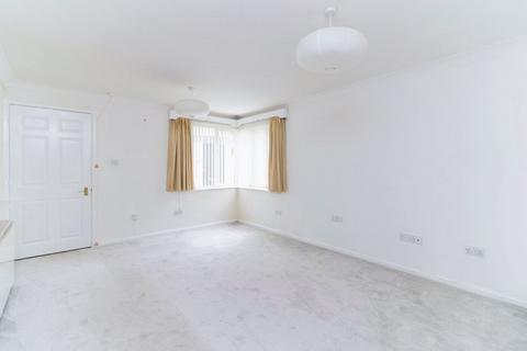 2 bedroom flat for sale, Coronation Road, Totnes TQ9