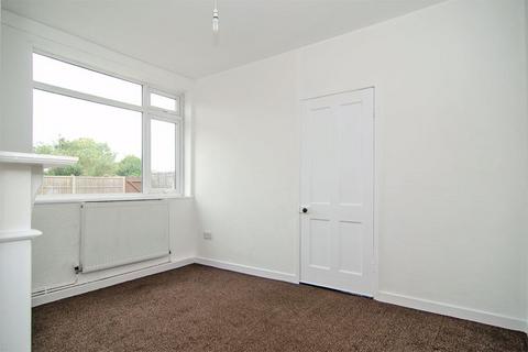 3 bedroom semi-detached house to rent, Bridge Cross Road, Burntwood WS7
