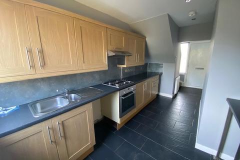 2 bedroom terraced house to rent, Kirkton Cresent, Dundee, DD3 0BP