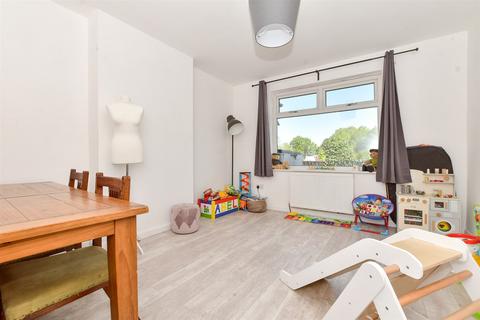 2 bedroom maisonette for sale, Wickham Road, Shirley, Croydon, Surrey