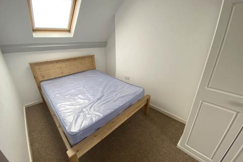 2 bedroom flat to rent, Flat 6, Penlan, 18 Marine Terrace, Aberystwyth