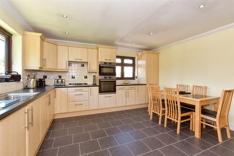 4 bedroom detached bungalow for sale, Sugden Avenue, Wickford, Essex