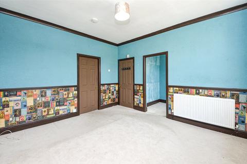 8b Albert Road, Old Colwyn, Colwyn Bay, LL29 9TE
