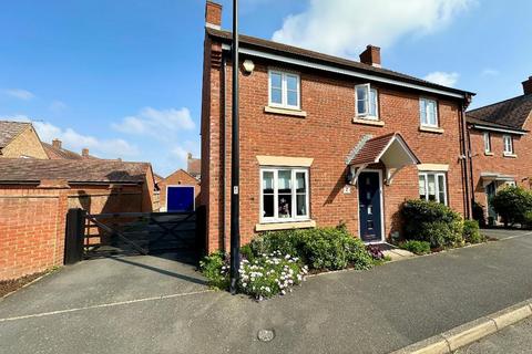 4 bedroom detached house for sale, Swan Road, Wixams, Bedfordshire, MK42 6BW