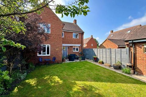 4 bedroom detached house for sale, Swan Road, Wixams, Bedfordshire, MK42 6BW