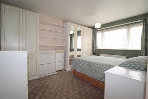 3 bedroom semi-detached house for sale, Turnpike Drive, Warden Hills, Luton, Bedfordshire, LU3 3RF