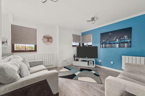 2 bedroom flat for sale, Laurieston, Falkirk FK2