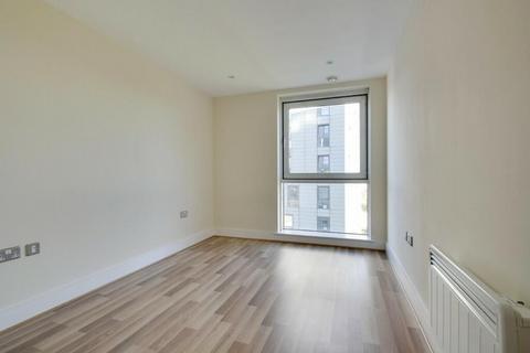 1 bedroom flat to rent, Preston Road, London, E14 0BN