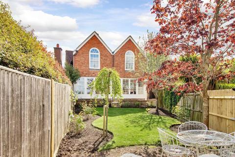 4 bedroom detached house for sale, North Road, Goudhurst, Kent, TN17 1AR