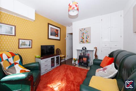 1 bedroom ground floor flat for sale, Oxford Street, Daventry NN11