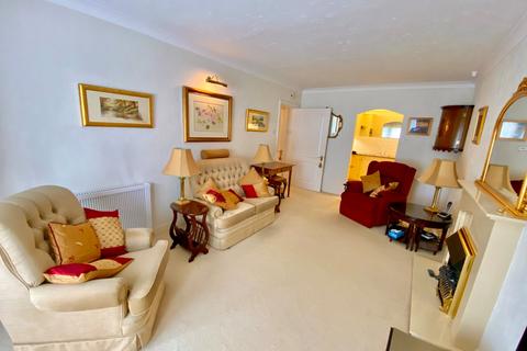 2 bedroom retirement property for sale, Hollins Lane, Marple, Stockport, SK6