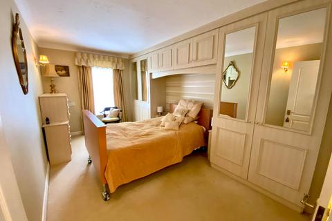2 bedroom retirement property for sale, Hollins Lane, Marple, Stockport, SK6