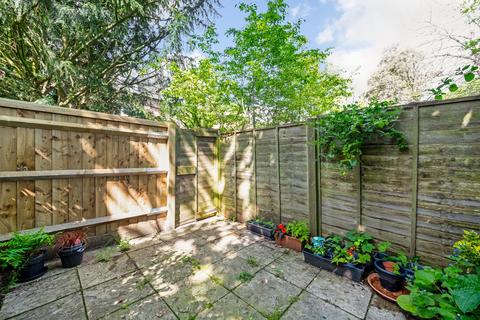 1 bedroom apartment for sale, Harold Road, London, SE19