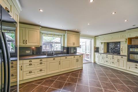 5 Centurion Walk, Kingsnorth, Ashford, TN23 3FQ