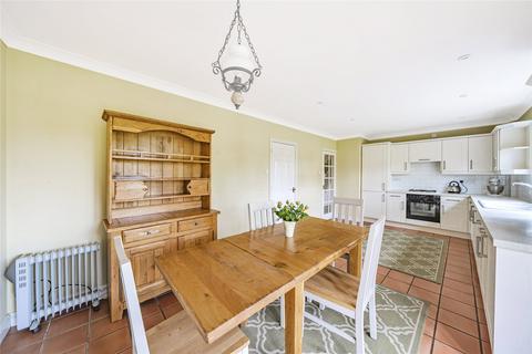 4 bedroom detached house to rent, Bevan Court, Winslow, Buckinghamshire, MK18