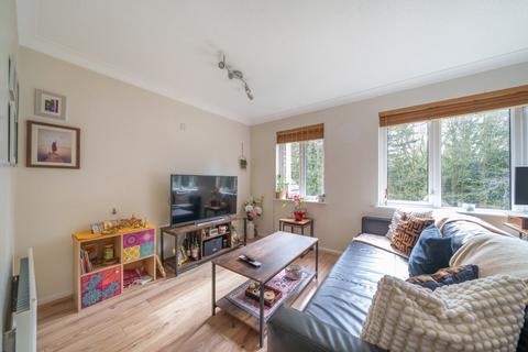 2 bedroom apartment for sale, Cherry Court, 621 Uxbridge Road, Pinner