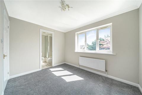 38 Burlington Close, Pinner, HA5 2TP