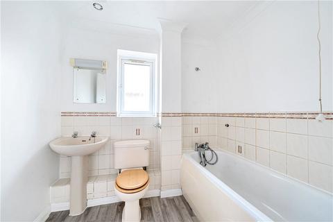 38 Burlington Close, Pinner, HA5 2TP