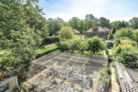 6 bedroom detached house for sale, Wood Lane, Hampshire GU51