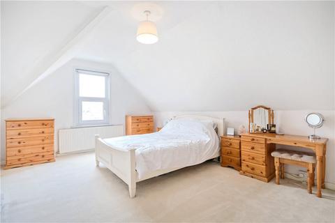 3 bedroom maisonette for sale, Trewsbury Road, Sydenham, London