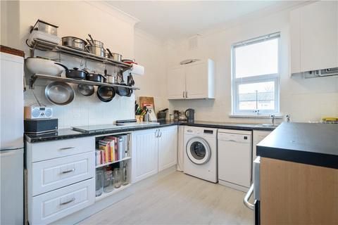 3 bedroom maisonette for sale, Trewsbury Road, Sydenham, London