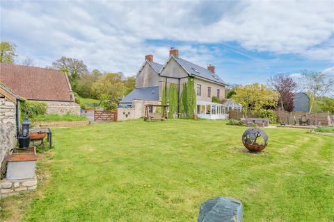 6 bedroom detached house for sale, Farmhouse, buildings and land in a spectacular position