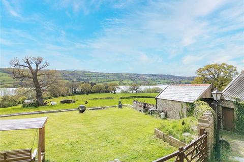 6 bedroom detached house for sale, Detached farmhouse with cottage, buildings and land in great location