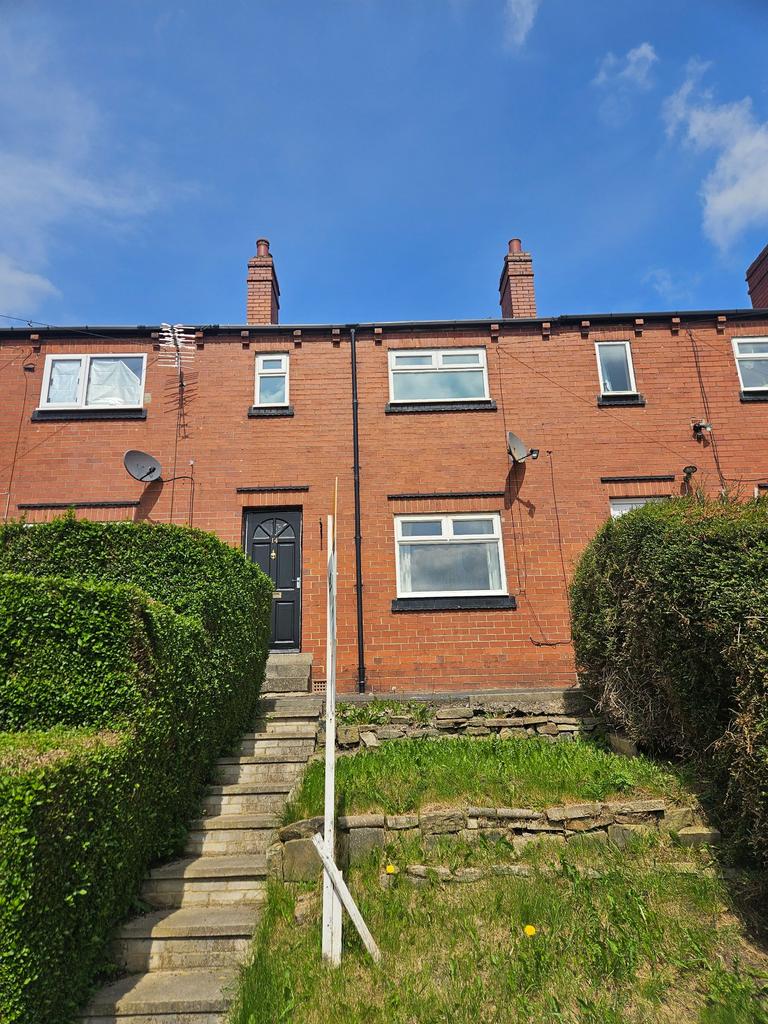 Roman Road, Birstall 3 bed terraced house to rent £840 pcm (£194 pw)