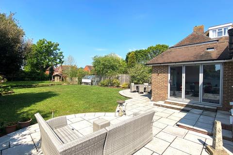 4 bedroom detached house for sale, Peartree Lane, Little Common, Bexhill-on-Sea, TN39
