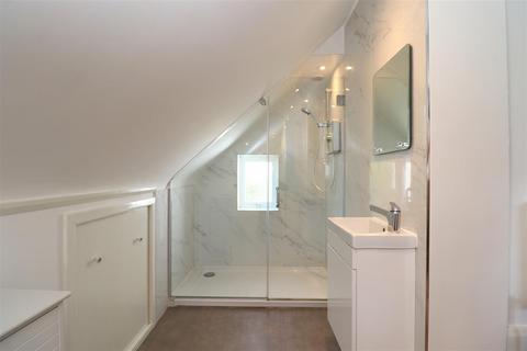 111 Peartree Lane, Bexhill-on-sea, TN39 4NS