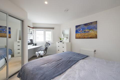 1 bedroom flat for sale, Silwood Street, London, SE16