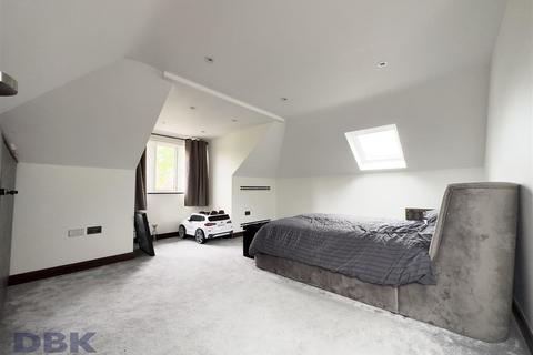 27 Craneswater Park, Southall, UB2 5RW
