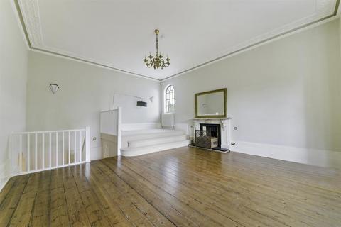 4 bedroom character property to rent, Wray Park Road, Reigate RH2