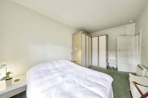 1 bedroom flat for sale, Brixton Hill Court, Brixton SW2