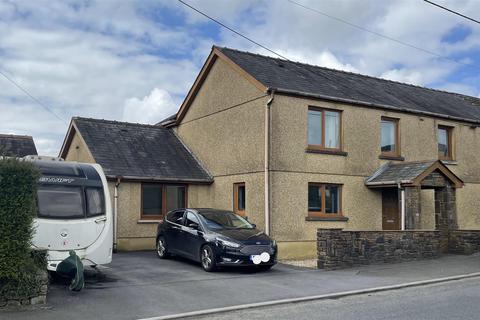 3 bedroom end of terrace house to rent, Heol Y Banc, Llanelli SA15