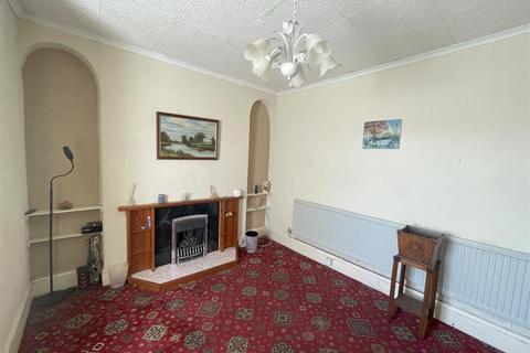 4 Brynlloi Road, Glanamman, Ammanford, SA18 1EQ
