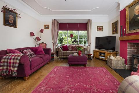 115 Station Road, Ackworth, Pontefract, WF7 7HA