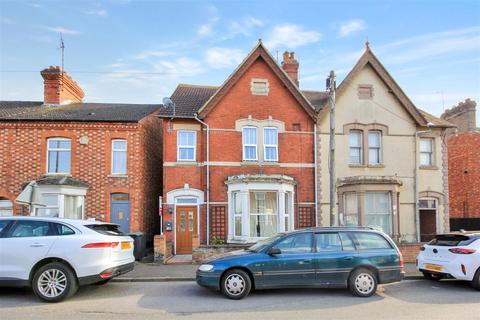 2 bedroom apartment for sale, Newton Road, Rushden NN10