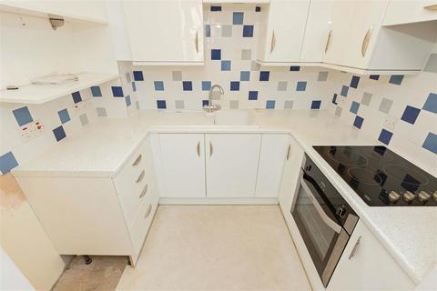 1 bedroom retirement property for sale, West Street, Worthing, BN11 3HD