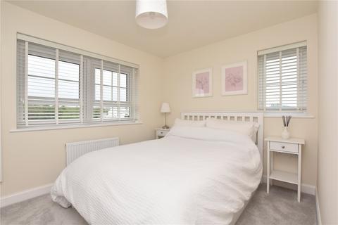 13 Carson Grove, Morley, Leeds, LS27 0GE