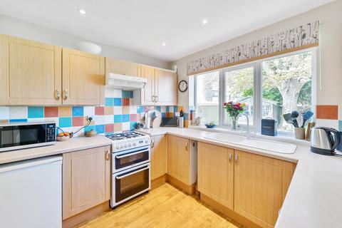 4 bedroom semi-detached house for sale, The Spinney, Wakefield, West Yorkshire